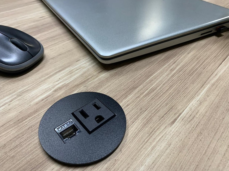 Centro de Energia para Mesa de Juntas Split Mini RJ45 3