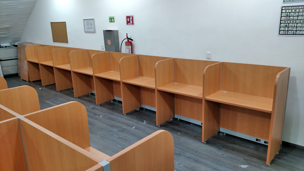 Caballeriza Para Call Center 10 Lugares