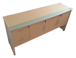 Credenza Con Cristal