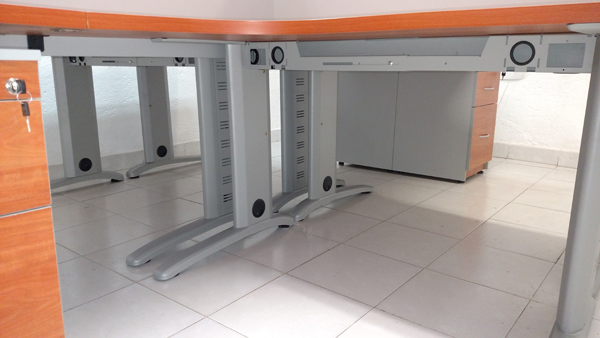 estacion de trabajo para oficina tipo cruceta