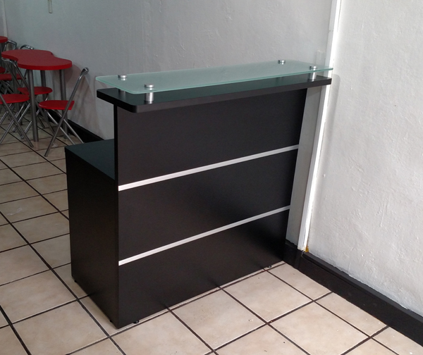 modulo de recepcion para oficina recto
